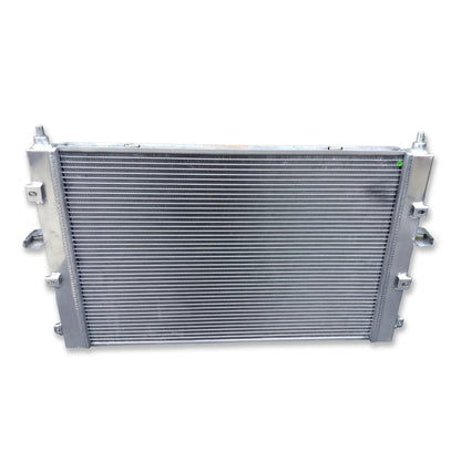 Back view of the aluminum radiator for Land Rover Discovery 2 MT, highlighting the mounting brackets and OEM fitment points.