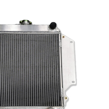 Right side of the lightweight radiator kit for the Suzuki Jimny SJ410/SJ413, showcasing its efficient core design.