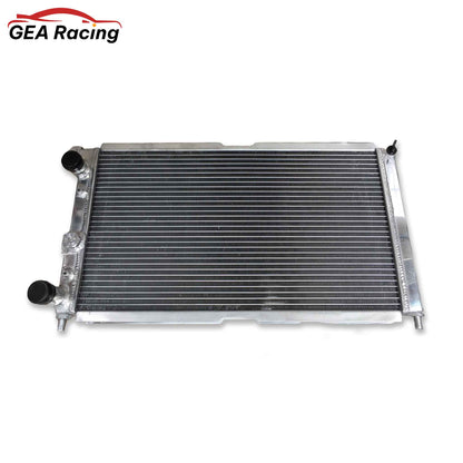 Top-down view of the 3-row aluminum radiator for Fiat Punto GT, showing the filler neck and upper brackets.